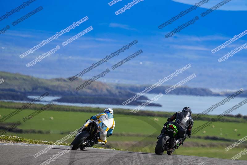 anglesey no limits trackday;anglesey photographs;anglesey trackday photographs;enduro digital images;event digital images;eventdigitalimages;no limits trackdays;peter wileman photography;racing digital images;trac mon;trackday digital images;trackday photos;ty croes